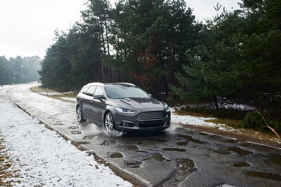 Pothole Detection Tech Irons Out the Bumps for All-New Ford Focus