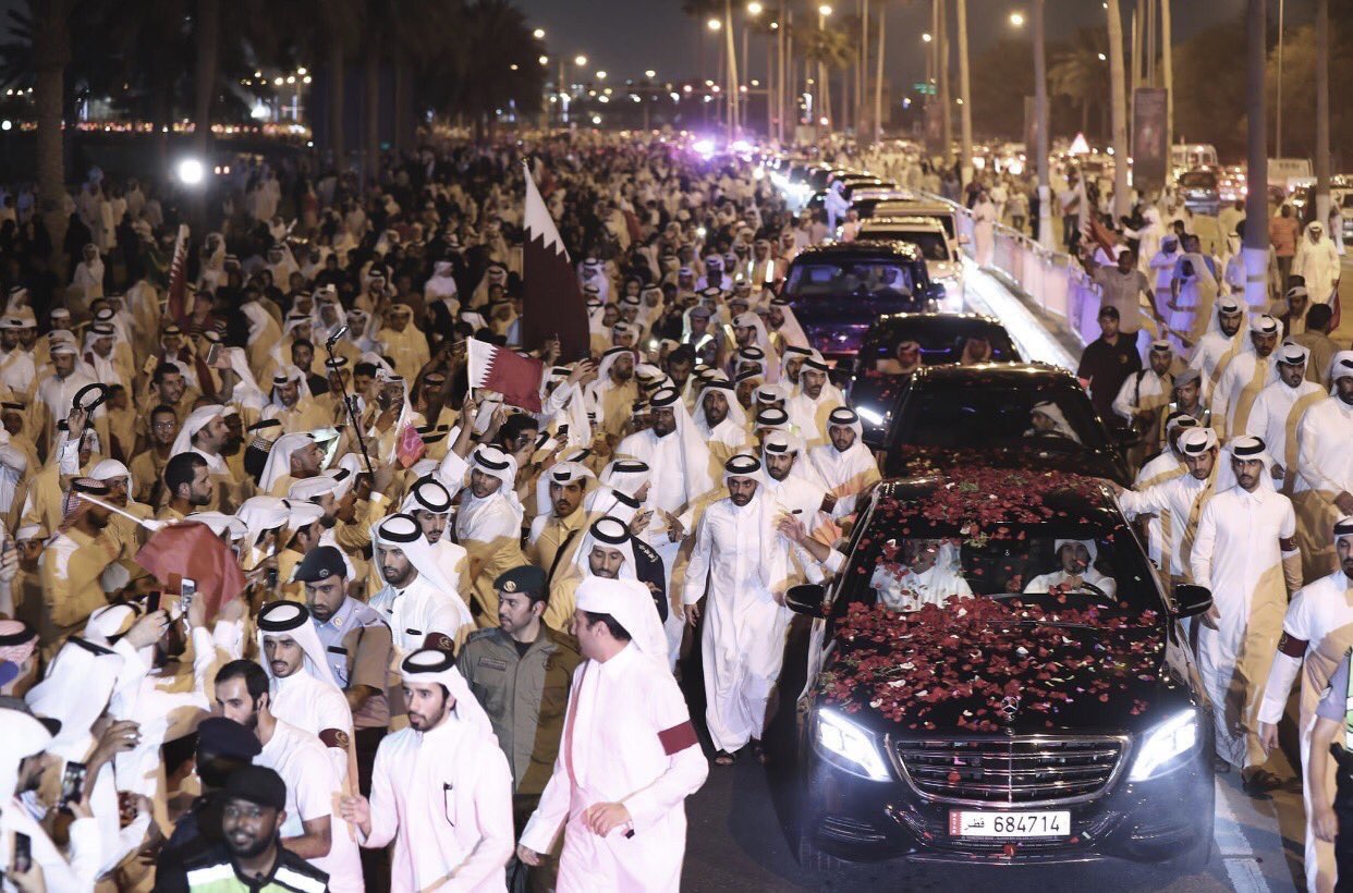 بالفيديو والصور.. موكب سمو الأمير على كورنيش الدوحة