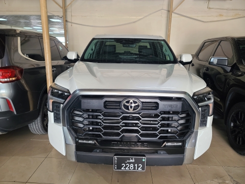 Toyota Tundra  2022