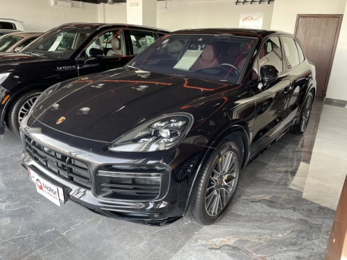 Porsche Cayenne... 2019