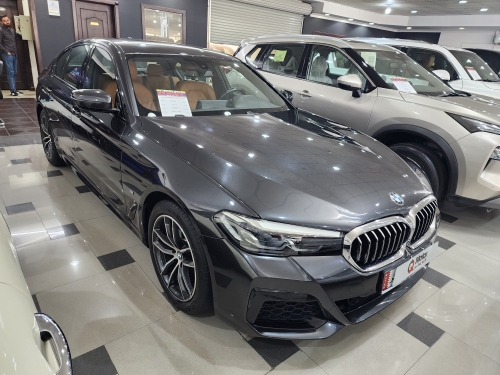BMW 5-Series 520 i 2021