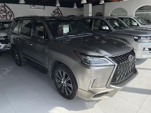 Lexus LX 570 S