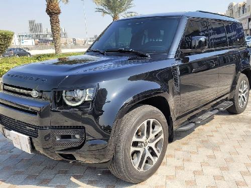 لاند روفر Defender ١١٠ اتش اس اي 