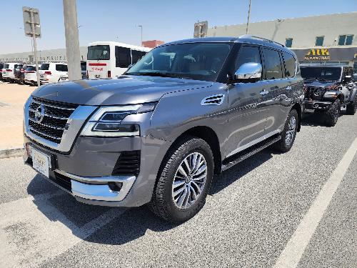 Nissan Patrol  Platinum