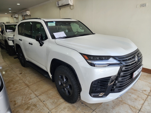Lexus LX 700 H