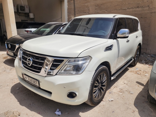 نيسان باترول ال... 2012