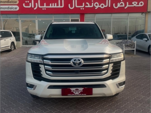 تويوتا لاند... 2023