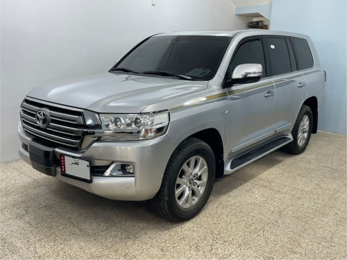 Toyota Land... 2021