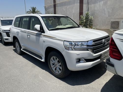 Toyota Land... 2018