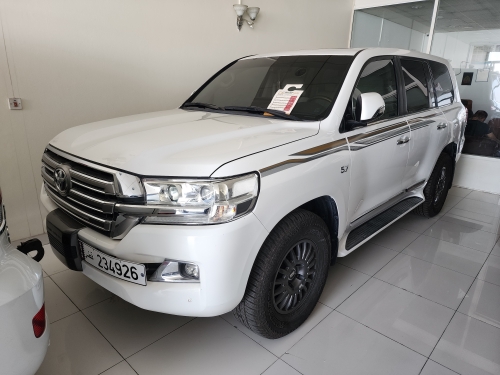 Toyota Land... 2018