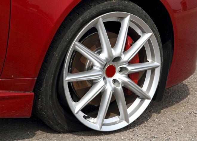warning signs of car tires